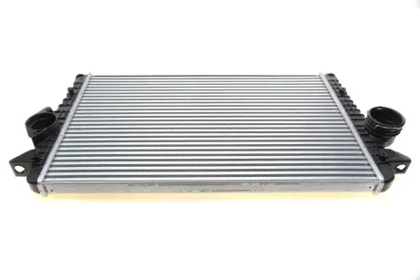 Радіатор інтеркулера Van Wezel 58004251